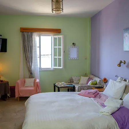 Melina's Sunset Apartment Myrties