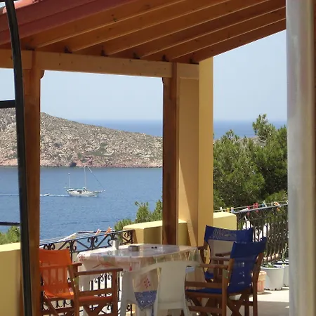 Melina's Sunset Apartment