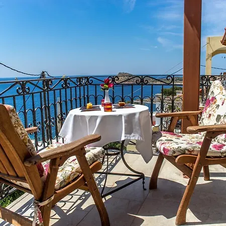 Melina's Sunset Apartment