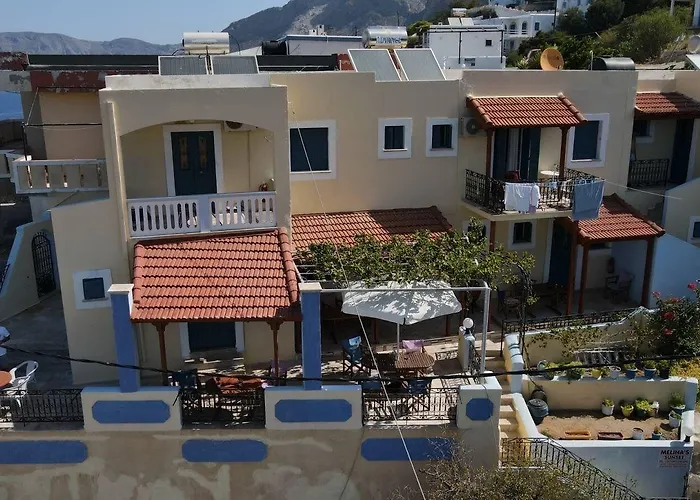 Melina's Sunset 아파트 Myrties